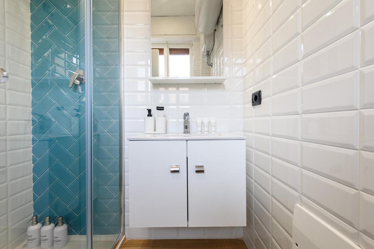 Sea In Bed Apartment